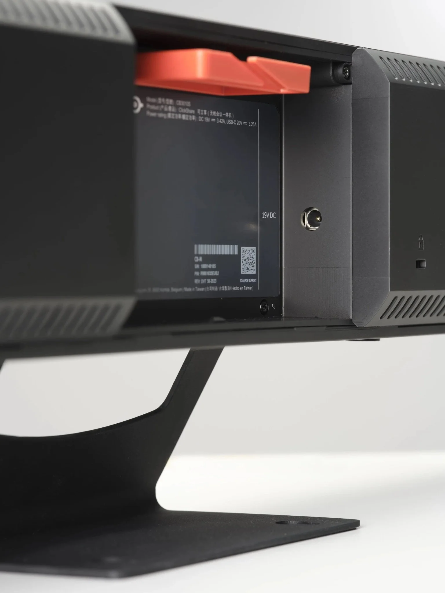 Barco ClickShare All-in-One Video Bar Pro with Two Buttons - Image 3