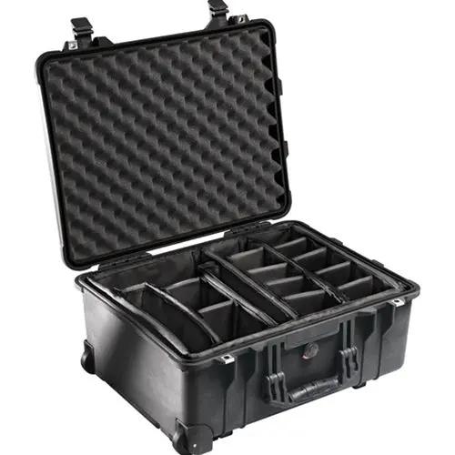 Pelican 1560WF Travel Case - Image 4