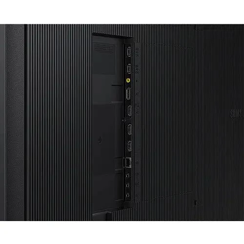 Samsung QM65C 65" UHD 4K Commercial Monitor - Image 4